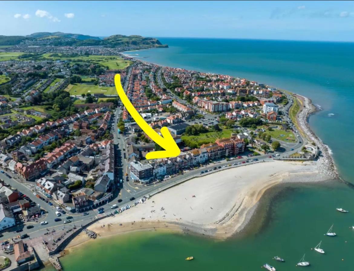 Stunning 2 Bedroom Ground Floor Sea View Apartment Rhôs-on-Sea Eksteriør billede